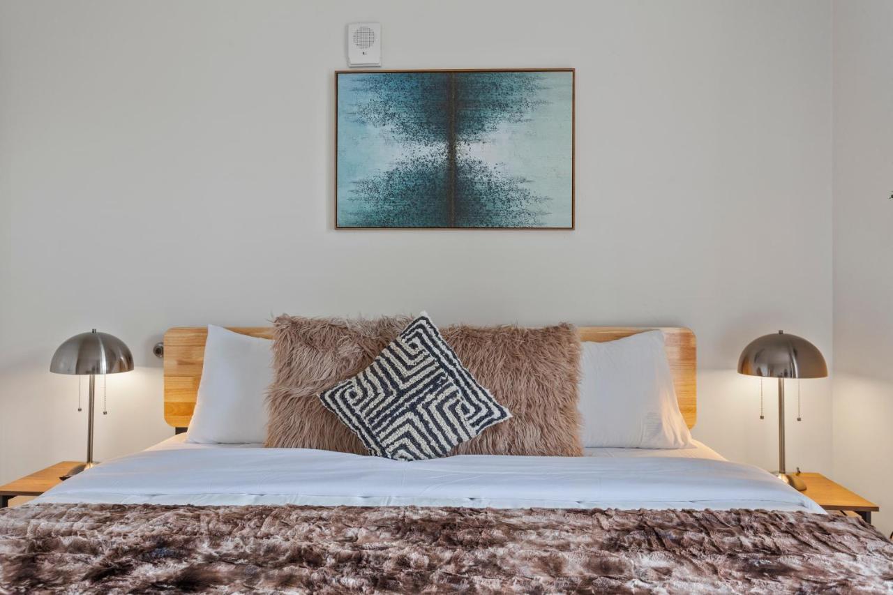 The Historic Divine Lorraine Aparthotel 2*